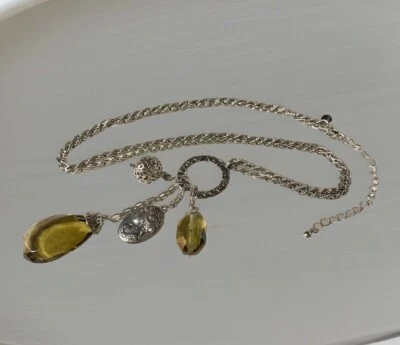 Collar con dije colgante cadena tono plata Lia Sophia camafeo piedra de vidrio 32 pulgadas Foto 1 de 4