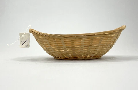Vintage Wicker Basket Bread Oval Small Hand Woven Rattan San Francisco 1989 Cover