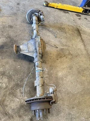 Eje trasero Ford F350 SRW 2003-2004 6,0 L, relación 3,73, código de eje (D1) Foto 1 de 4