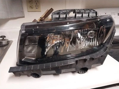 Faro lateral izquierdo halógeno OEM 2014-15 Chevy Camaro Foto 1 de 4