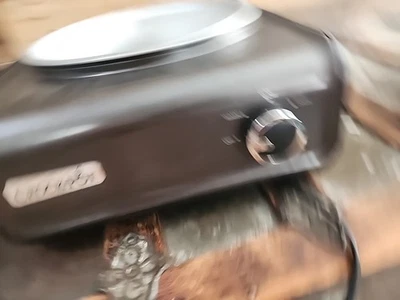 Crock Pot Hook Up 2 Quart Round Slow Low Cooker Black/Gray SCCPMD2-CH Tested - Image 1 of 4