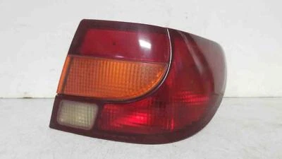 00 01 02 SATURN S SERIES Tail Light Sl1 Sl2 Right Passenger Side Quarter Mounted - Image 1 of 4