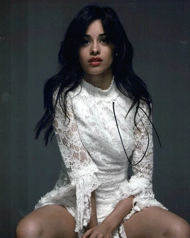 Camila CABELLO SIGNED Sexy RARE Autograph Photo AFTAL COA Cuban American Singer Cover