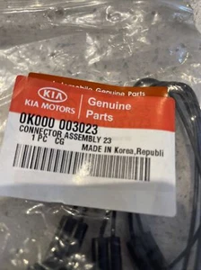Kia Hyundai Genuine Oem Connector Assembly 23 Brand New - Picture 1 of 3