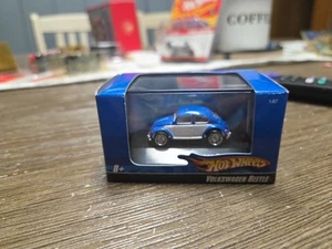 HOT WHEELS 1:87 SCALE Blue VOLKSWAGEN BEETLE - Picture 1 of 1