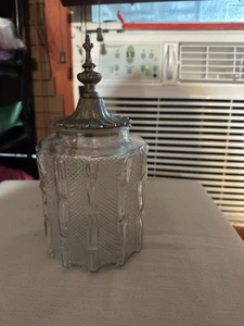 Vintage Dresser Jar Dramatic Lid Accented - Picture 1 of 5