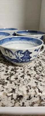 Xícaras de chá antigas de porcelana chinesa do século XIX 3,5 10 em ótimo estado - Imagem 1 de 4