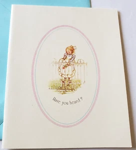 Tarjeta de felicitación tarjeta de nota en blanco Holly Hobbie por cerca con flores ¿Has oído hablar? - Imagen 1 de 2