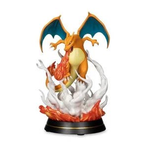 First 4 Figures Charizard Rising Flames Figur/Statue NEU und SEALED - Bild 1 von 6