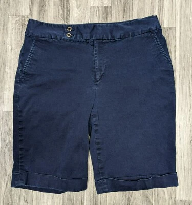 Chaps Womens Size 8 Cuffed Stretchy Navy Blue Bermuda Shorts - Image 1 of 4