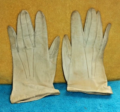 Guantes antiguos años 30 damas en piel beige Foto 1 de 4