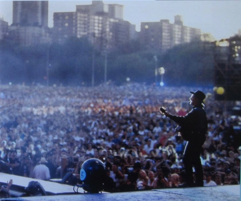 GARTH BROOKS color clipping 1997 country photo Central Park concert HBO Special - Image 1 of 1