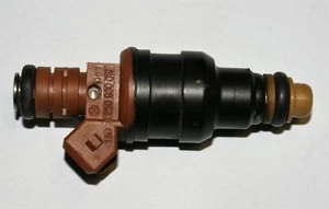 Einspritzdüsen Injektoren Hyundai Coupe RD 2,0 1996-2001 35310-23210  9250930019 - Bild 1 von 2
