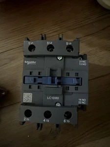 schneider Coil 220VAC 50/60Hz Contactor In Box For LC1D38M7C - Picture 1 of 4