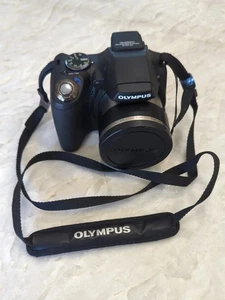 Olympus SP-590UZ 26X Zoom Digital Camera 12MP + 2GB XD Card + LowePro Case Works - Bild 1 von 21