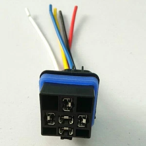 Arnés de relé de camión automotriz enchufe impermeable 12 V con cables - Imagen 1 de 12