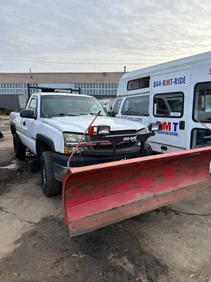03 CHEVY SILVERADO 2500 Front Door Trim Panel Left Foto 1 de 4