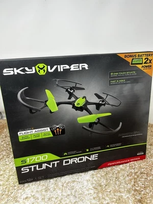 Sky Viper s1700 Stunt Drone Performance Series 2.4GHz  - Image 1 of 4