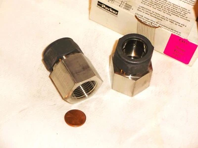 Parker® 7/8 compression X 3/4" NPT FEMALE CONNECTOR Stainless Steel  7/8" TUBE - Image 1 of 3