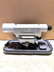 Surveying equipment Nikon LEVEL E5 25x magnification released in 1959, in Japan - Picture 1 of 8