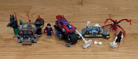 LEGO 76113 Spider-Man Bike Rescue & LEGO 76044 DC Clash Of The Heroes **READ**