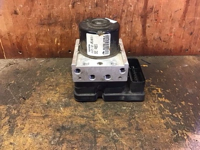 MÓDULO BOMBA ABS GASOLINA TOYOTA YARIS MK2 1.3 44510-0D031 2006-2011 Foto 1 de 4