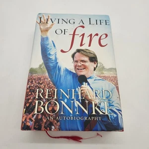 Ein Leben im Feuer leben: Eine Autobiographie - Hardcover von Reinhard Bonnke - GUT - Bild 1 von 3