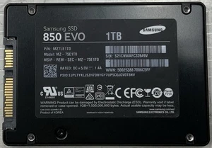Samsung MZ-75E1T0 850 EVO 1 TB 2,5 Zoll SATA III Solid State Drive - Bild 1 von 2