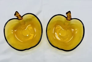 Juego de dos platos de baratija de manzana Hazel Atlas vintage de vidrio ámbar decoración de otoño - Imagen 1 de 7