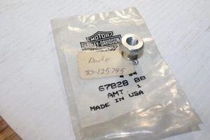 Qty 1 GENUINE Harley-Davidson Turn Signal & Mirror Retainer Clamp Nut 67828-88 - Picture 1 of 7