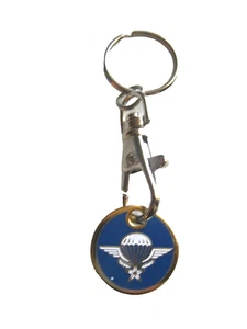 TROUPES AEROPORTEES TAP PORTE CLES DES PARACHUTISTES JETON DE CADDIE EURO - Picture 1 of 3