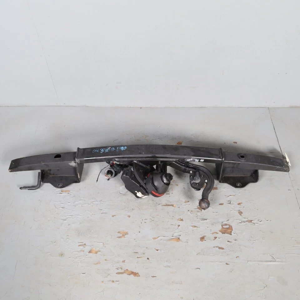 2001-2006 BMW 325i 330i Sedan Euro Westfalia Power Tow Hitch "Rare" 6766579 Used Foto 1 de 4