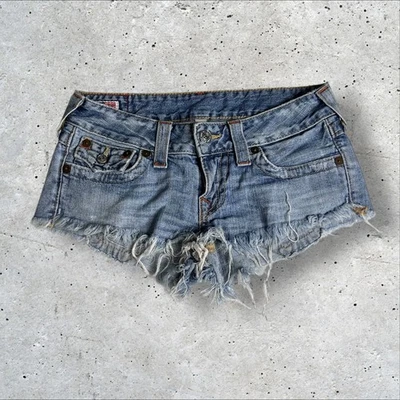 Mini Pantalones Cortos True Religion Para Mujer Tiro Bajo Envejecido Joey Denim Corte Deshilachados Foto 1 de 4