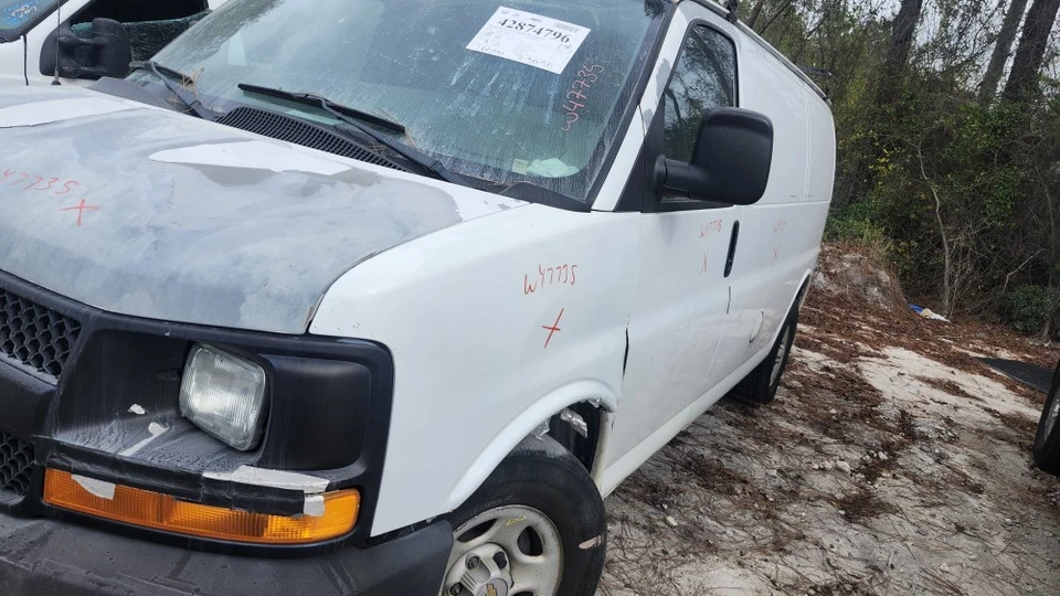 Chevrolet Express 1500 furgoneta transmisión automática OEM 158 k millas - LKQ441225371 Foto 1 de 4