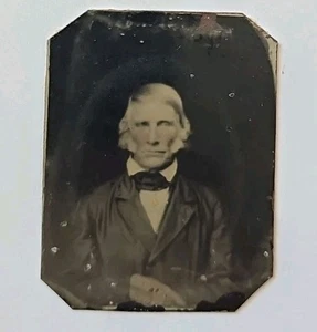 Farbfoto viktorianischer Mann rosa getönte Wangen helles Haar Hammelkoteletts • klein - Bild 1 von 3