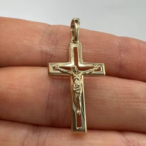 14K Gold Kruzifix Kreuz Anhänger massiv Gelb Weißgold religiöser Schmuck 1,5g - Bild 1 von 8