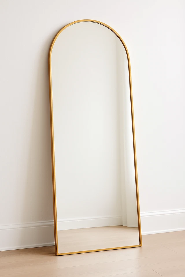 Espejo arqueado de cuerpo completo 64"X21", espejo de cuerpo completo de pie o inclinado con aluminio Foto 1 de 1