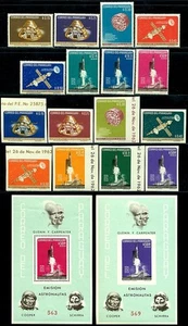 Paraguay 1964 Apollo space capsule,Saturn rocket,Mi.1311 A+B,Bl.56,57,MNH - Foto 1 di 2