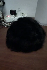 cappello di vere codette di visone anni 70 tg.55 leggi.... - Foto 1 di 3