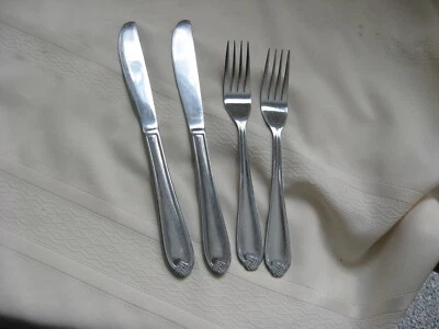 Hanford Forge H.F. Ltd 18/0 Stainless Romance Knives & Dinner Forks / 4 Pieces - Изображение 1 из 4