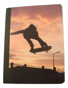 Kompositionsbuch zum Thema Sport, Sonnenuntergang Skateboard Abenteuer (160 Seiten, breiter Regel) - Bild 1 von 1