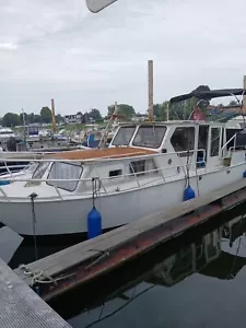 Kanal-Motorboot. 10,85 meter. Kajütboot Stahlboot. Holländischer Verdränger. - Bild 1 von 13