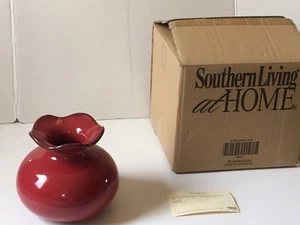 Southern Living at Home Cinnabar Ruffled Vase Deep Red NIB COA Made in Portugal - Picture 1 of 11
