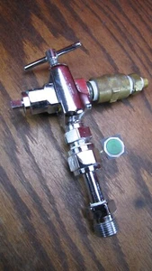 Montaje de tanque de oxígeno Sherwood O2 con conector reductor de latón - Imagen 1 de 3