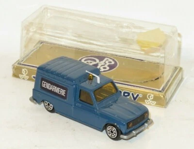 1/43 Jet-Car de Norev  Renault 4 Fourgonnette - Gendarmerie - Police - Image 1 of 4
