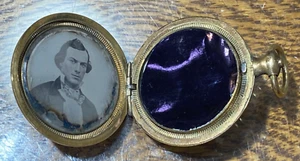 1840's Mourning Daguerreotype Pocket Watch Style Locket CHRC - Picture 1 of 4