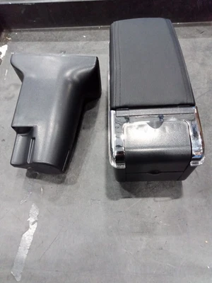 ArmRest Center Organizer Console Storage Box Change For Fiat 500 2012-2023 - Image 1 of 4
