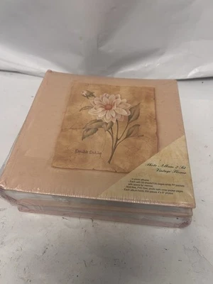 2 Pink Photo Ablums VTG flower design 4x6" picture sleeves, 100page each ablum - Image 1 of 4