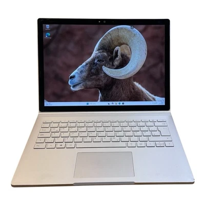 Microsoft Surface Book i5-6300U / 8GB RAM / 256GB SSD / NVIDIA 1GB #P73 - Bild 1 von 4