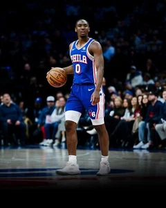 Tyrese Maxey sucht ein Spiel Philadelphia 76ers 8x10 NBA Basketball Foto - Bild 1 von 1